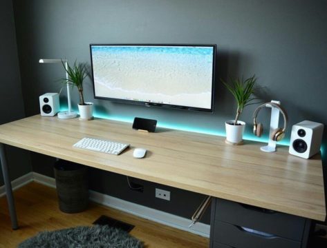 میز کامپیوتر بزرگ ساده